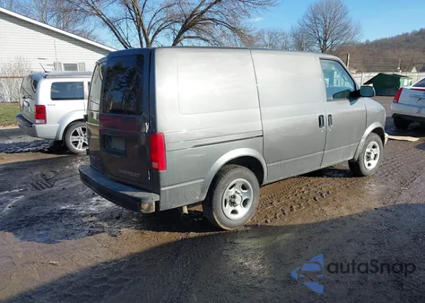 2005 Chevrolet Astro из США, поврежденный, VIN 1GCDL19X35B124774